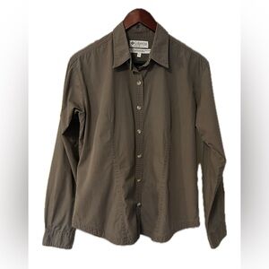 Columbia Long sleeve button down shirt. Olive. Size Large.